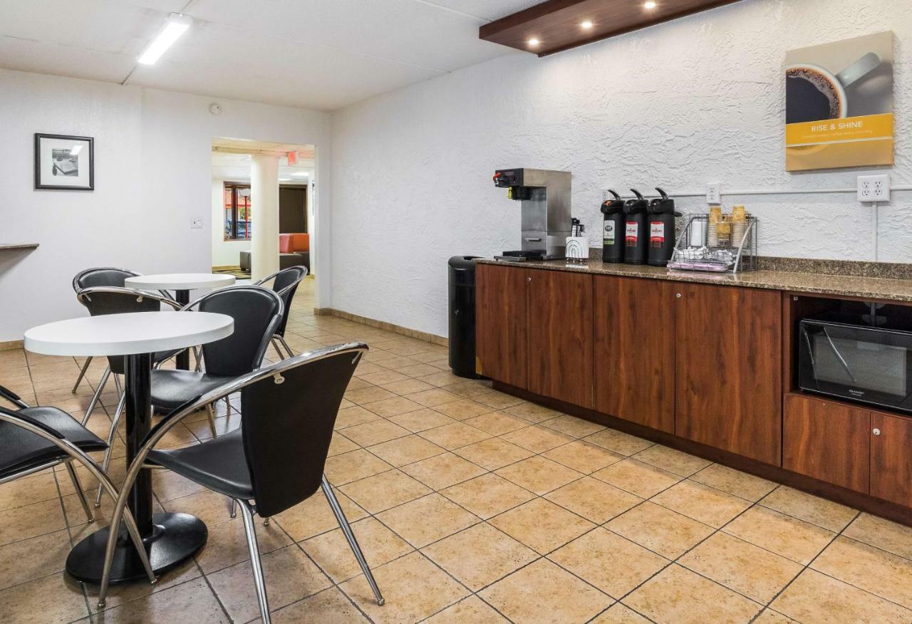 Motel 6-Prospect Heights, Il Eksteriør billede